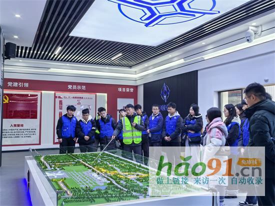 長沙理工大學(xué)觀摩團(tuán)到中交二航局臨空片區(qū)智慧梁場交流學(xué)習(xí)