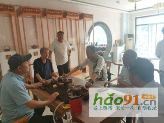 王新華會長應邀考察訪問喀喇沁左翼蒙古族自治縣_社會熱點新聞