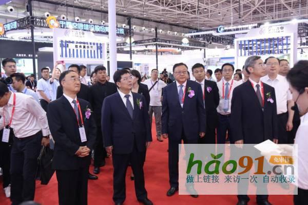 2024世界交通運輸大會在青開幕海信智慧交通重磅亮相