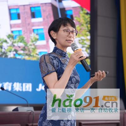 ?持續達沃斯！英領受邀為西崗區政府干部培訓！