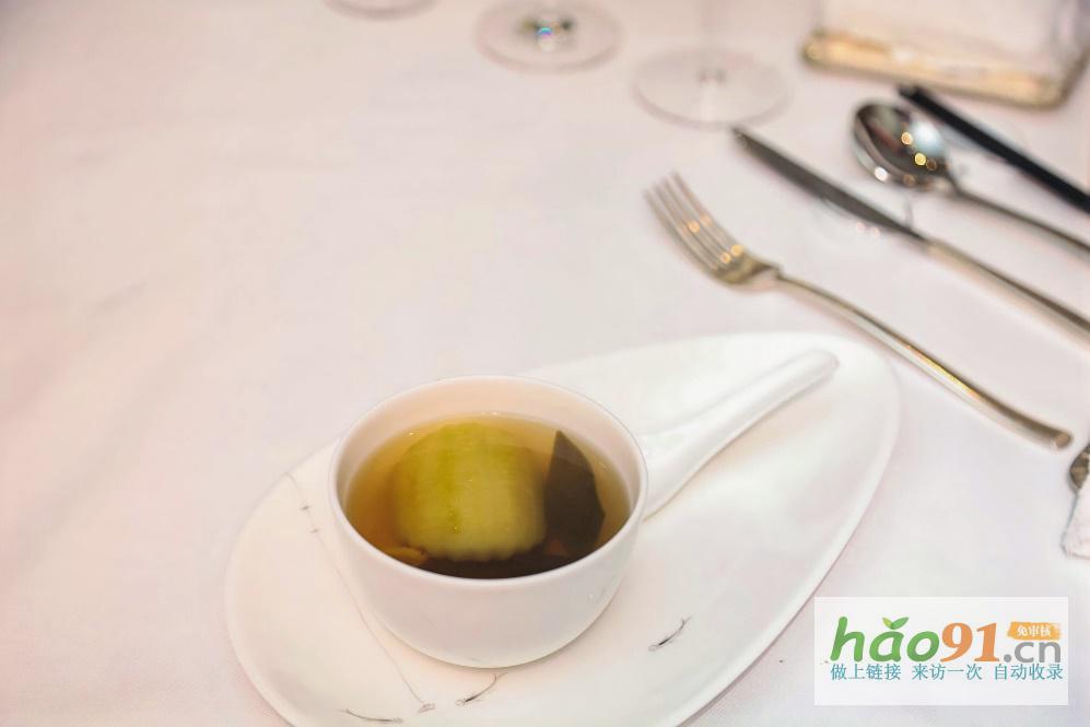 巔峰見證逐味之旅香港米其林三星食府唐閣米其林一星食府唐閣呈現(xiàn)粵味珍饈